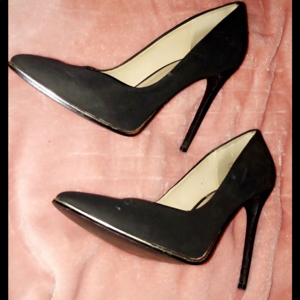 Black with gold heels